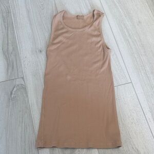 Skims Beige/Peach XS Ribbed Tank